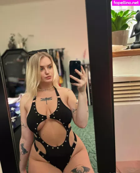 Freekikihelen OnlyFans Thumbnail #Pa3mJ9gbJC