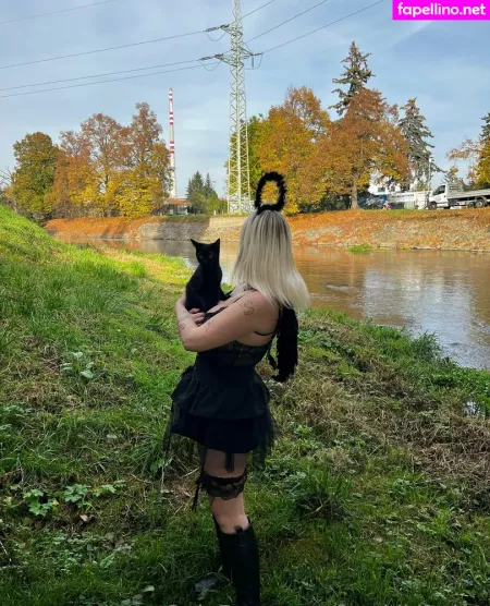 Freekikihelen OnlyFans Thumbnail #mueVfKG5eI