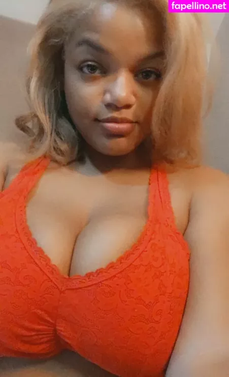 Freelearalove OnlyFans Thumbnail #v8SzbVodn7