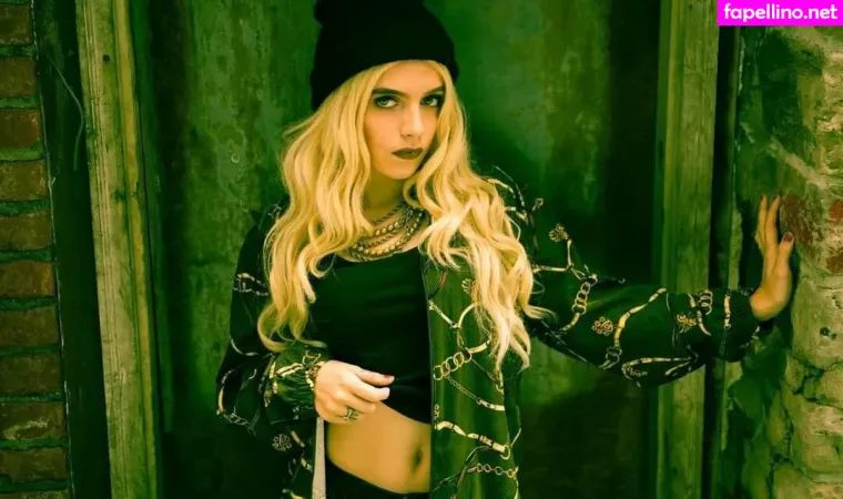 Freemadbadvoodoo OnlyFans Thumbnail #2dxN0uo4gl