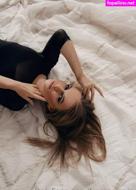 Freemelanie OnlyFans Thumbnail #Tq4UU5gSqh