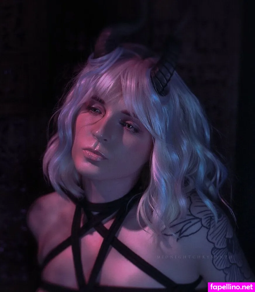 freemidnightchrysanth Nude Leaked OnlyFans Photo #2nu3glBR2W