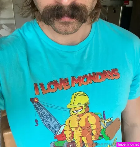 Freemustachepics OnlyFans Thumbnail #4TRIqLklFI