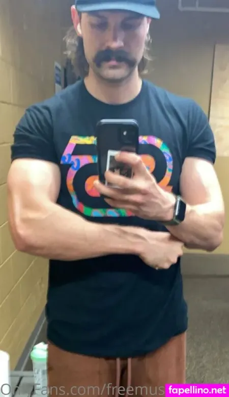 Freemustachepics OnlyFans Thumbnail #SvRSNZiVY1