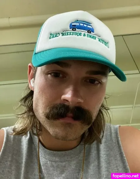 Freemustachepics OnlyFans Thumbnail #Zj9nTYxVmK