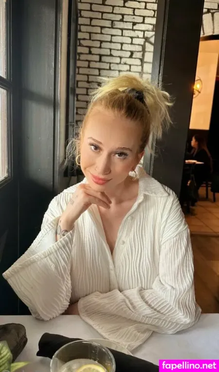 Freenextdoornova OnlyFans Thumbnail #1iRttVVHHR