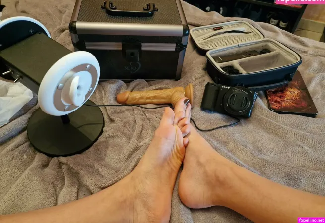 Freenirvy OnlyFans Thumbnail #Q6I103Qreo