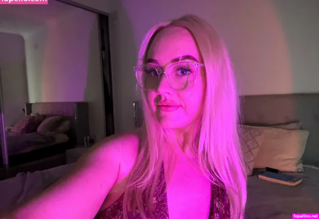 Freephoebeknight OnlyFans Thumbnail #BHfPmVmAxD