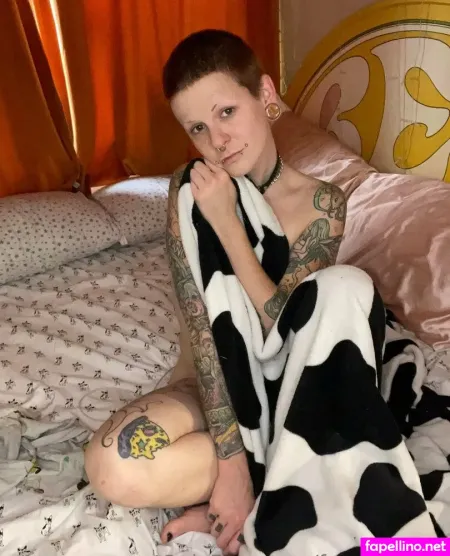 Freepixiekitt OnlyFans Thumbnail #OB6Q0E8Ctj