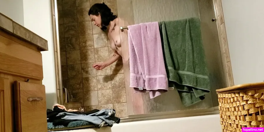 Freerangeamber OnlyFans Thumbnail #0M4JuqtpLA