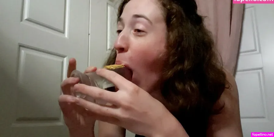 Freerangeamber OnlyFans Thumbnail #j8CqpS1cJE