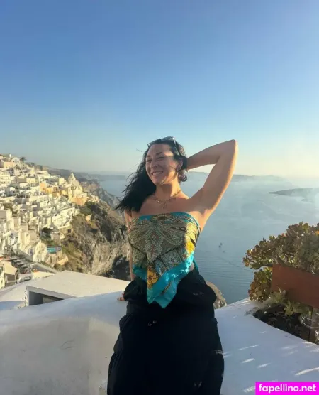 Freeroseray OnlyFans Thumbnail #FXYKi51qCV