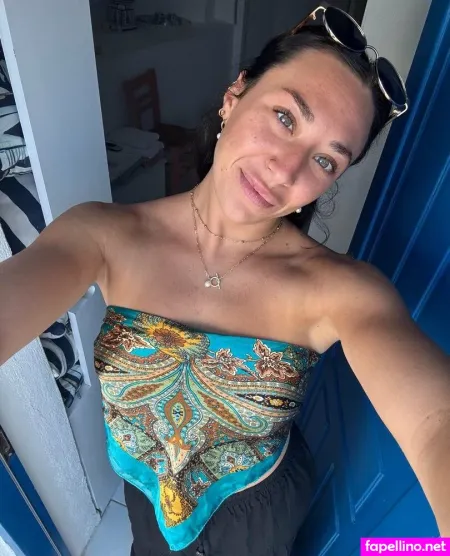 Freeroseray OnlyFans Thumbnail #Uhe7VgSQo8