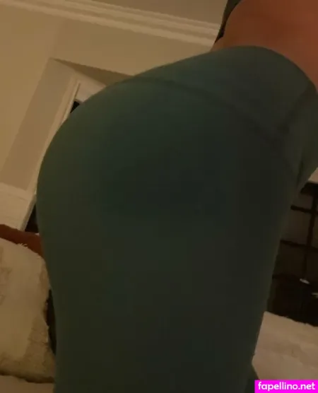 Freeroyalwednesday OnlyFans Thumbnail #GY99tTrHRu