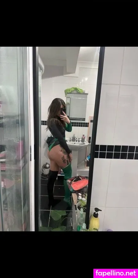 Freeryliepink 1 OnlyFans Thumbnail #o0OalU2dDI