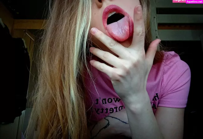 Freeshylan OnlyFans Thumbnail #eXkOsOxj2D