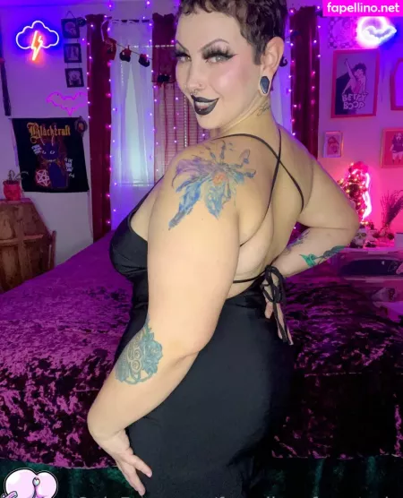 Freesugarsweetmeat OnlyFans Thumbnail #Gnd7FTYdtE