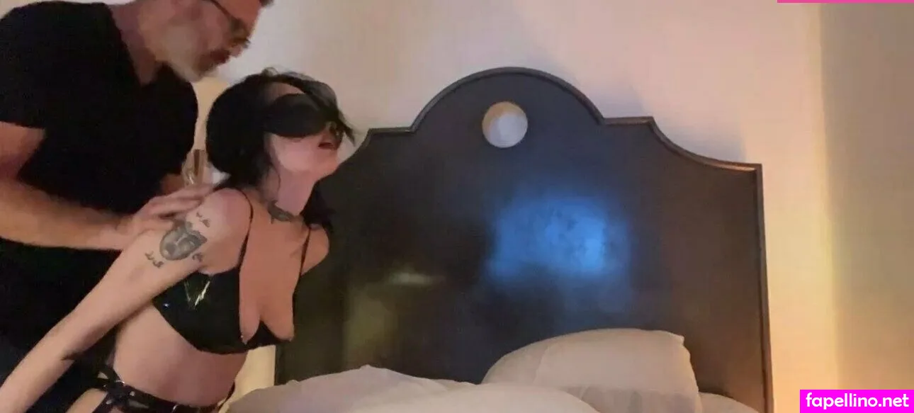 freethesaviorswife, thecrabshomestead Nude Leaked OnlyFans Photo #JFbXIAEcop