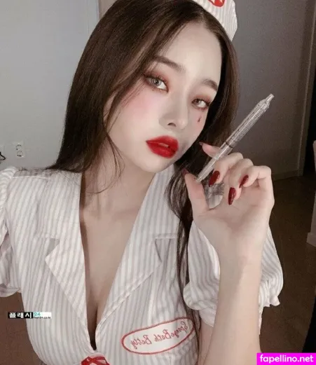 Freezia OnlyFans Thumbnail #Kn3FGfGGlf