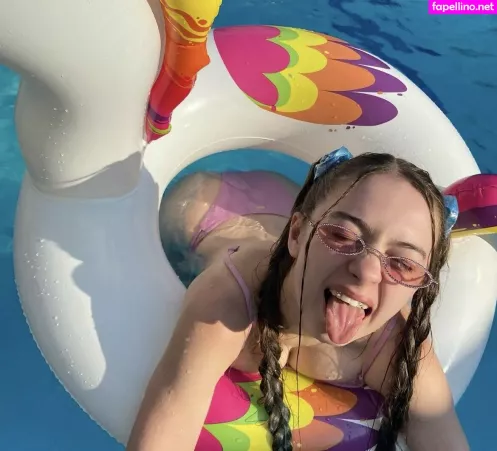Frend Baby OnlyFans Thumbnail #0TlvDl75ci