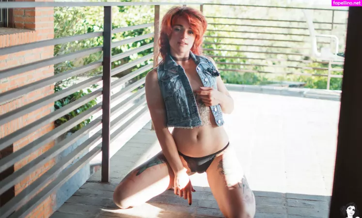 Frenia OnlyFans Thumbnail #l8Hs1MxQil