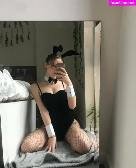 Freshkiwi OnlyFans Thumbnail #qUFjbsBpeW