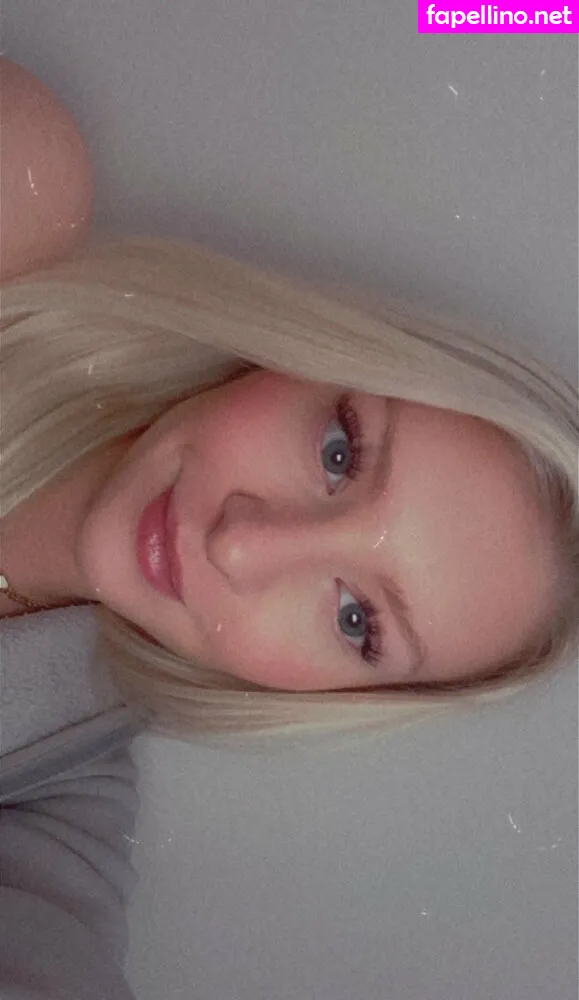 freshmanblondie18, sheblondie_ Nude Leaked OnlyFans Photo #3voQo8OSFO