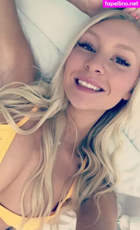 Freshmanblondie18 OnlyFans Thumbnail #BuAA3DHnRi