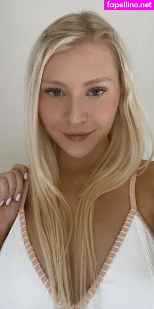freshmanblondie18, sheblondie_ Nude Leaked OnlyFans Photo #JDdrgDJuja