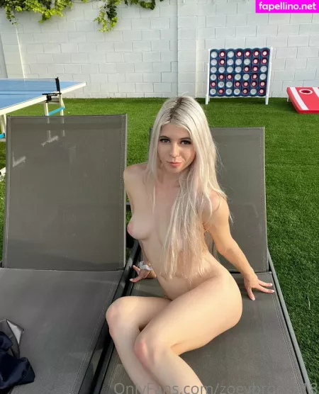 Freshmanzoey18 OnlyFans Thumbnail #G4skDP9AXA
