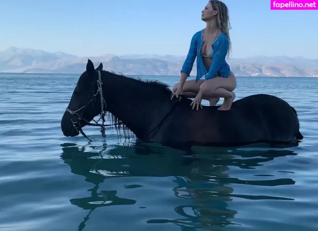 Freya Allan OnlyFans Thumbnail #1Ix8jbz0tW