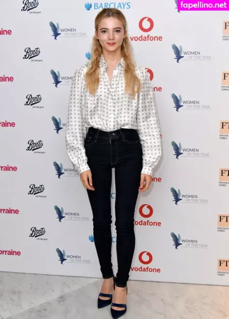 Freya Allan OnlyFans Thumbnail #i1k7fxCw3l