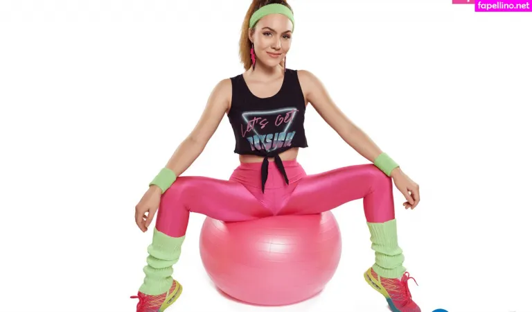 Freya Parker OnlyFans Thumbnail #vJ07kaf3pt