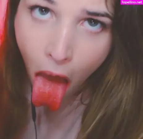 Freya Victoria Luz Asmr OnlyFans Thumbnail #s0cm7qhjm4