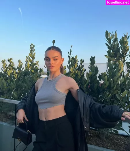 Freya Walton OnlyFans Thumbnail #06XdfM8ILW