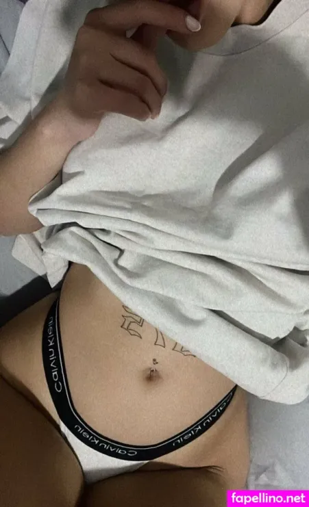 Freyablom OnlyFans Thumbnail #S8EEaaSig6