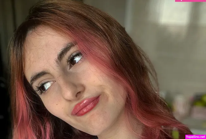 Freyabyrne OnlyFans Thumbnail #0lDozE7TCi