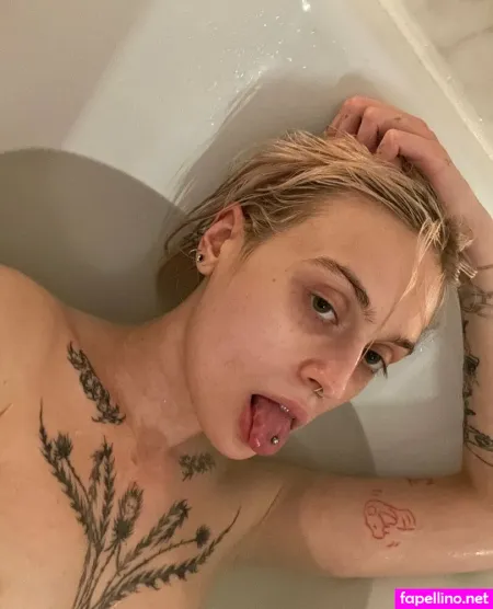 Freyadominatrix OnlyFans Thumbnail #Cp2GSJo7rd