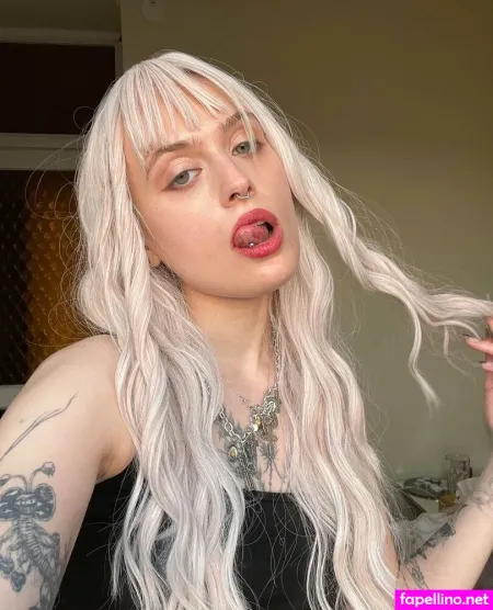 Freyadominatrix OnlyFans Thumbnail #dWpo5kxvzp