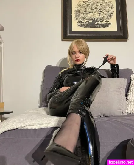 Freyadominatrix OnlyFans Thumbnail #fTsL1Bfl4R