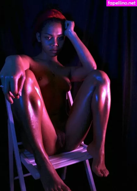 Freyalasirenn OnlyFans Thumbnail #4Xdlb9uWHQ