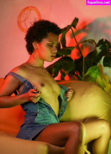 Freyalasirenn OnlyFans Thumbnail #doDZAdsRIn