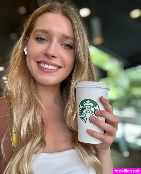 Freyamayerhere OnlyFans Thumbnail #KOI3jH2wRK