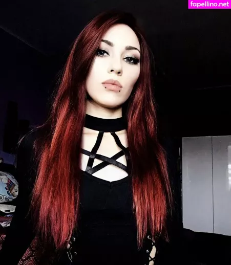 Freyanillinht OnlyFans Thumbnail #9NZJnKglB7