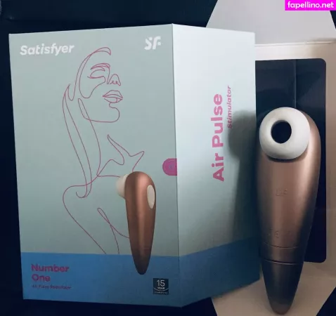 Freyanillinht OnlyFans Thumbnail #XuX2g7vEel