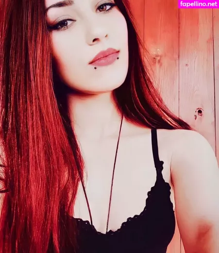 Freyanillinht OnlyFans Thumbnail #mmU3lVivIw