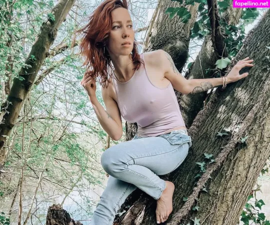 Freyja Wlf OnlyFans Thumbnail #nUONwUlxEX