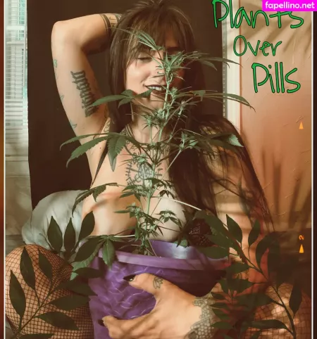 Freyjaluv1 OnlyFans Thumbnail #uncTT3MdGM