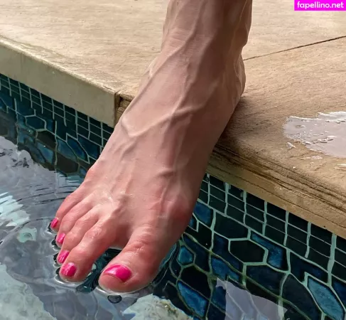 Fridayfancyfeet OnlyFans Thumbnail #FnTuQu1xnr