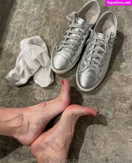 Fridayfancyfeet OnlyFans Thumbnail #HMPgp84UkS